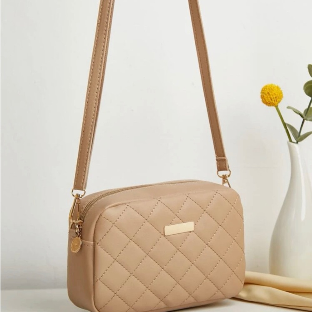 Purse - Picture 4 of 7